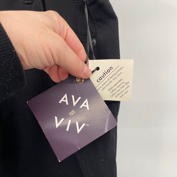 Ava & Viv Black Rolled Hem Jean Shorts Black New 24W - Picture 3 of 10